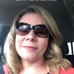 Meet your Posher, Kendra